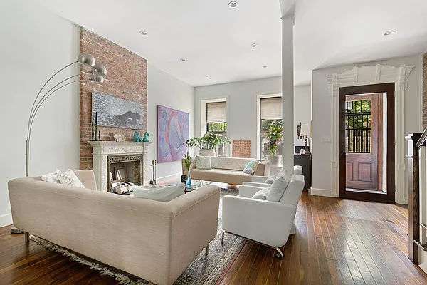 Rented by Corcoran | media 17