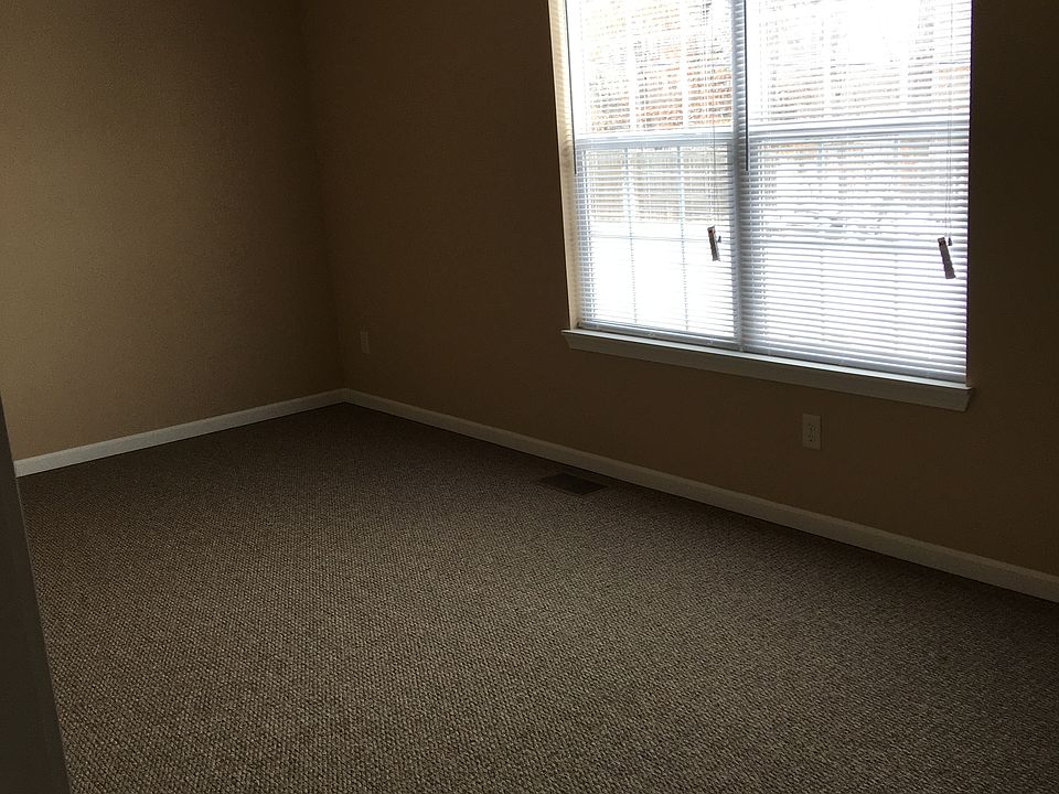 2nd image of 1393 Port Ln
