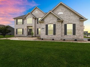 173 Hibiscus Ln, Elgin, IL 60124