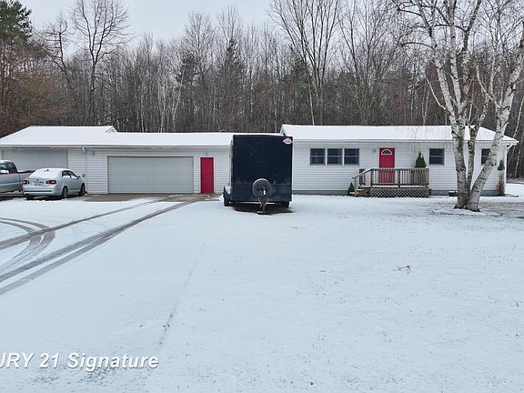3rd image of 1620 S Fordney Rd