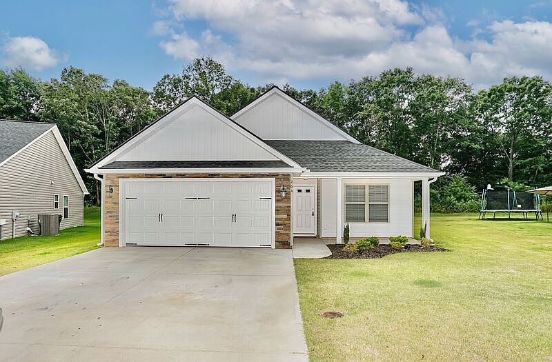 1st image of 264 Lockeland Park Dr