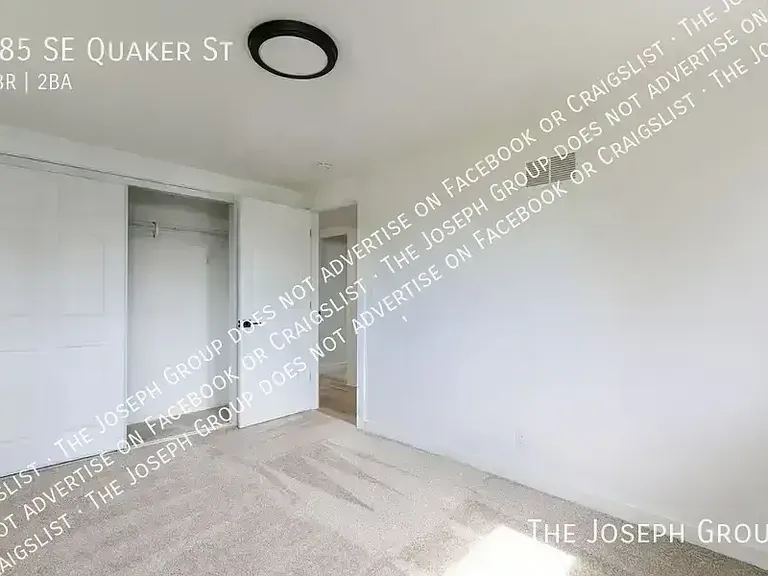 285 SE Quaker St — Photo 10