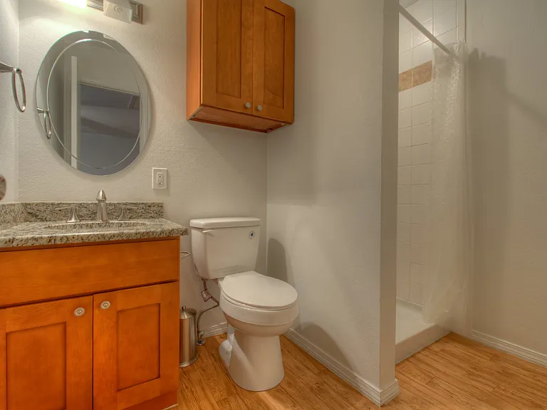 720 Sparks Ave — Photo 28