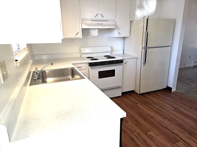 706 Don Juan St #5 — Photo 4