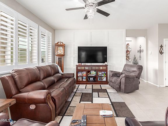 4th image of 22553 E VIA LAS BRISAS --
