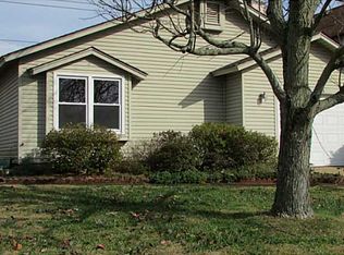 4013 Smokey Lake Dr, Virginia Beach, VA 23462