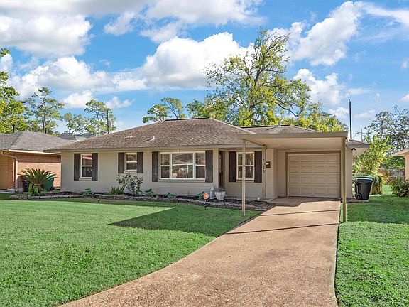 2nd image of 2023 Woodcrest Dr