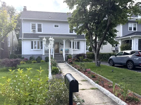 36 Earle Place, New Rochelle, NY 10801