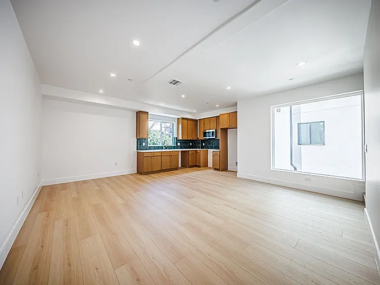 1063 S. Corning St. — Photo 12