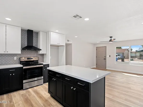 3556 E HELENA Drive, Phoenix, AZ 85032