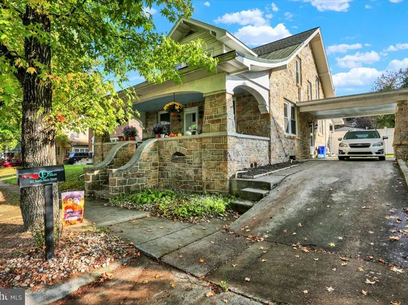 611 N Main St, Bernville, PA 19506