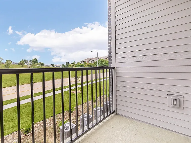 Bluestem Pointe at La Vista — Photo 17