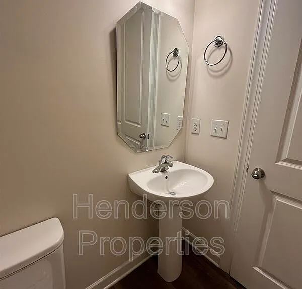 9254 Glenburn Ln — Photo 10