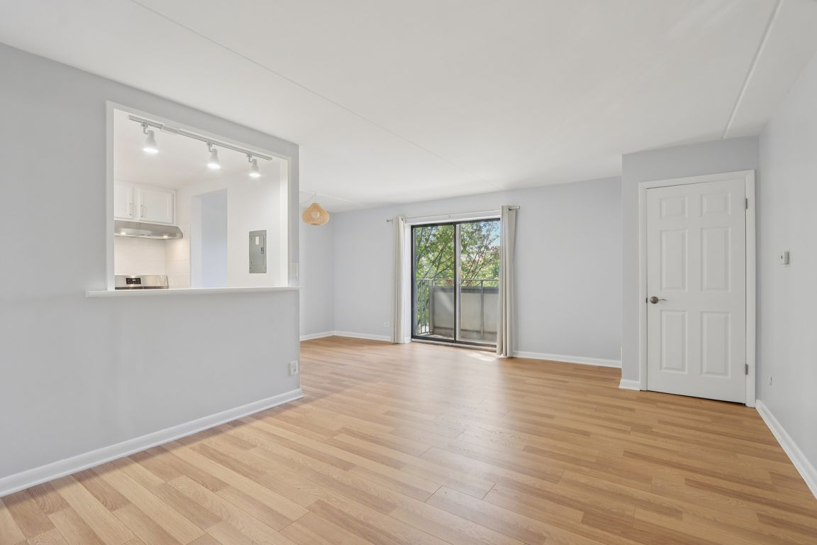 Mercury Dr-S0910-005.jpg