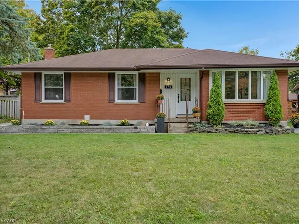 174 Winston Blvd, Cambridge, ON N3C 1M2