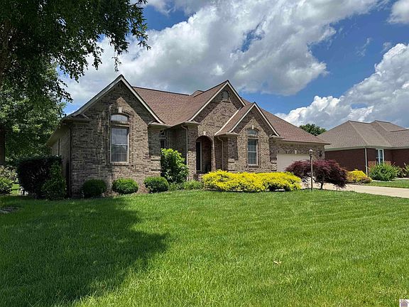 2nd image of 305 Peppers Mill Dr