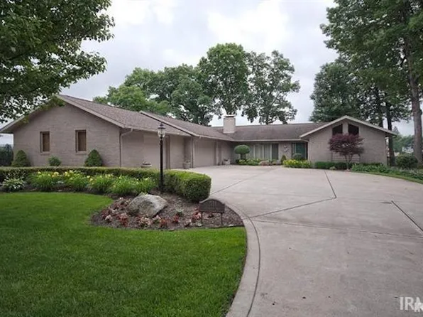 1111 Greenleaf Blvd, Elkhart, IN 46514