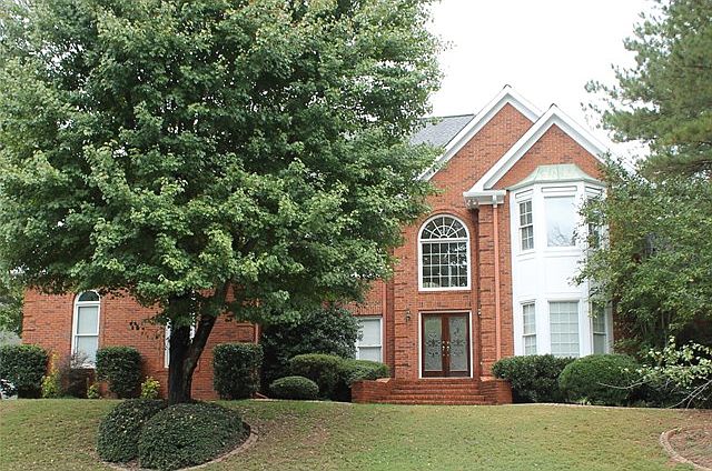 1st image of 405 Amber Ln