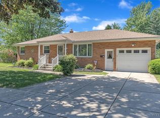 414 Rosebrock St, North Tonawanda, NY 14120