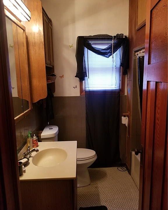 2nd image of 10 Goulding Ave