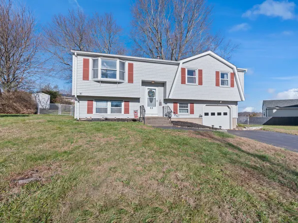 80 Sunrise Hill, Meriden, CT 06451