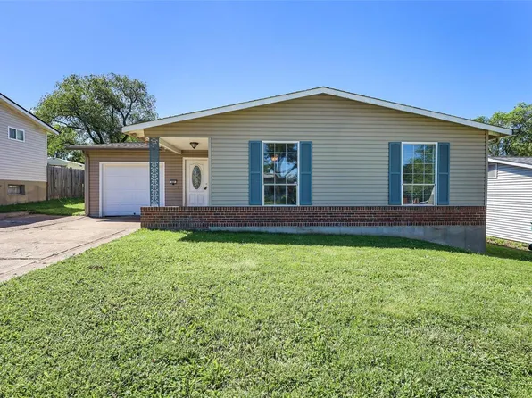 607 Banks Dr, Pevely, MO 63070