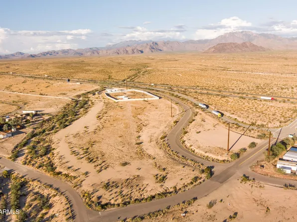 10767 S Frontage Road, Golden Valley, AZ 86413