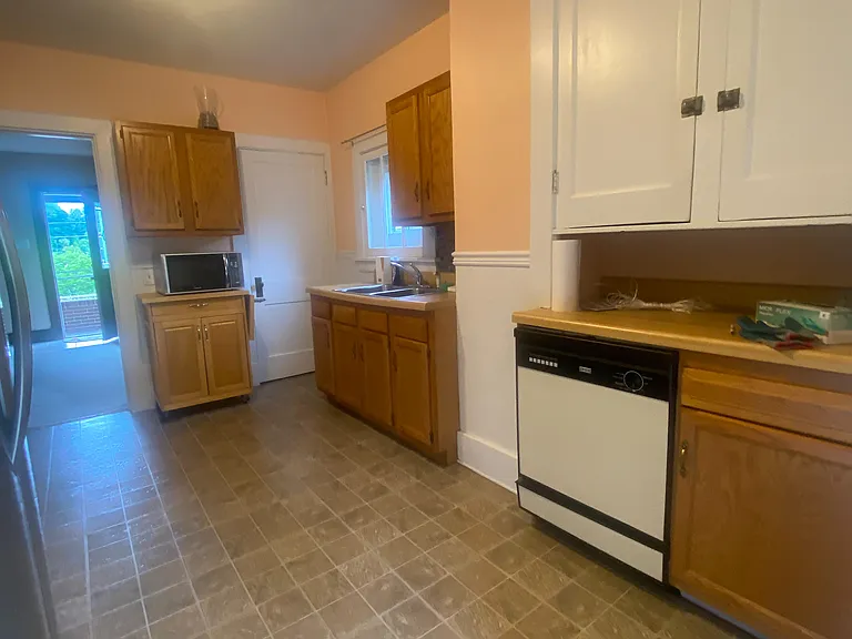945 Highland Ave — Photo 6