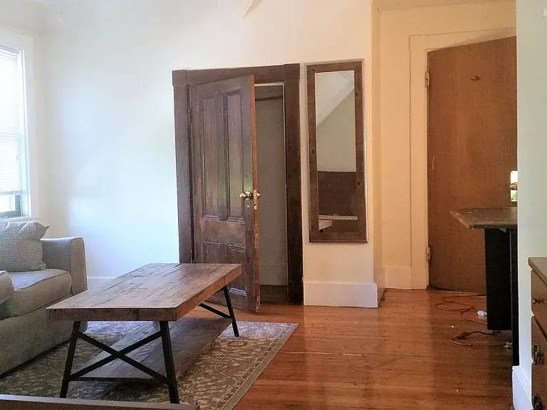 29 Quint Ave — Photo 10
