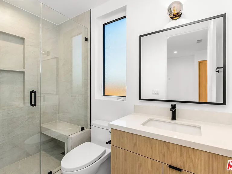 5225 W 20th St #1/4 — Photo 17