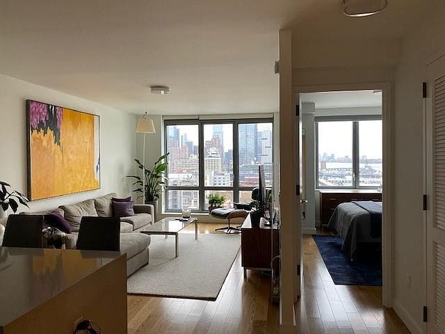 1st image of 606 W 57th St APT 1813
