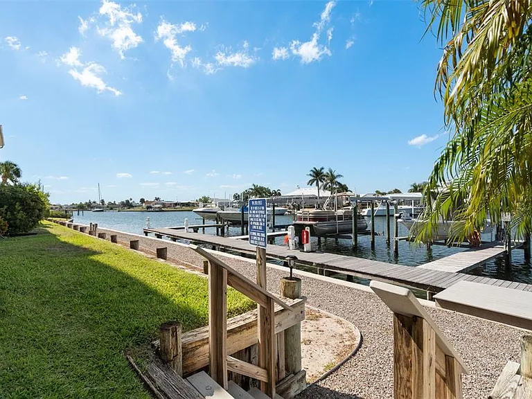 6420 Sunset Bay Cir — Photo 7