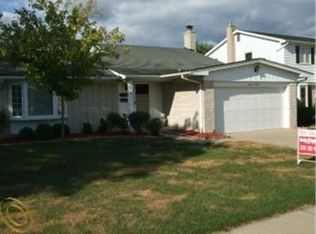 3620 Brookshire St, Trenton, MI 48183