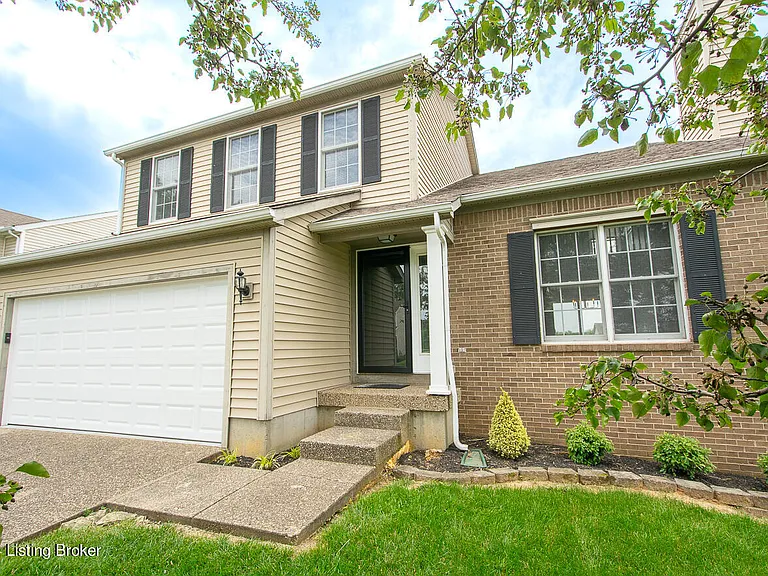 6702 Shallow Rock Dr — Photo 2