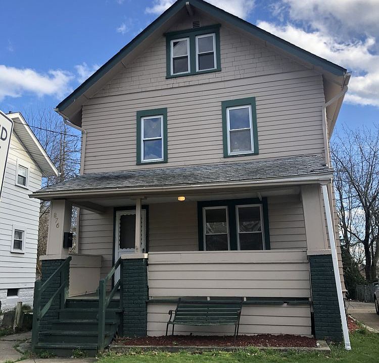 1st image of 876 Sheridan Ave