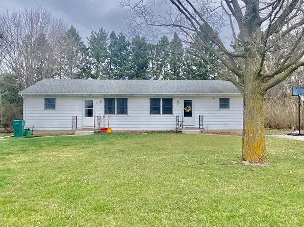 972 Hogsback Rd, Mason, MI 48854