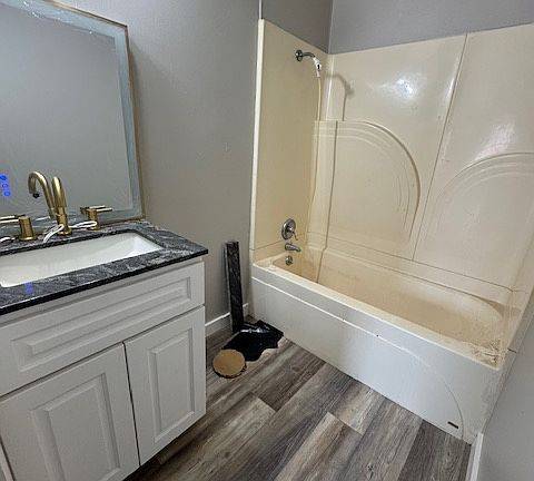 5th image of 205 N Ford St #4