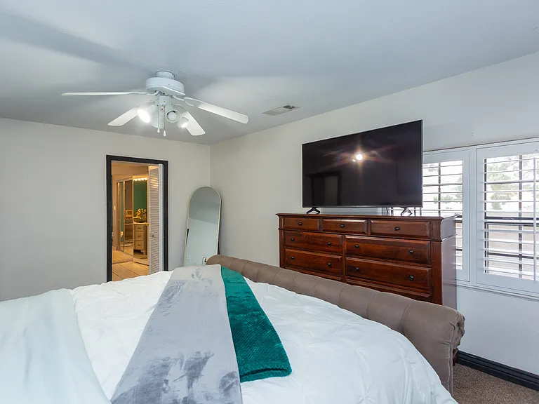 610 W Hermosa Dr — Photo 25