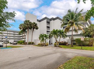 1402 NW 80th Ave APT 305, Pompano Beach, FL 33063