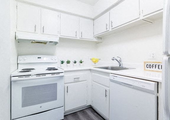 2nd image of 572 Tobin Dr #401-103