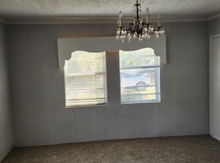 104 S Houston St, Wolfe City, TX 75496