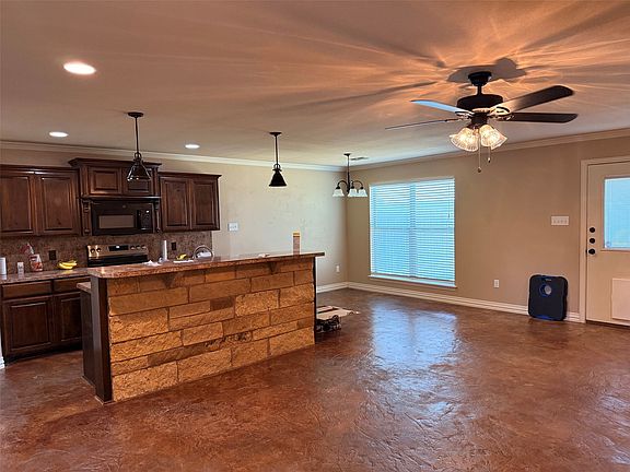 3rd image of 3844 Carrera Ln