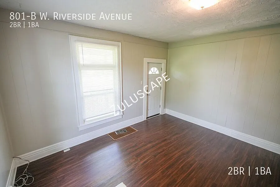 Free 1st Month Rent!.....801 W. Riverside Unit B / 2 Bedroom 1 Bath In Muncie Indiana Near Ball S... — Photo 4