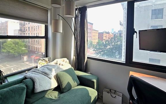 3rd image of 351 E 13th St APT 4F