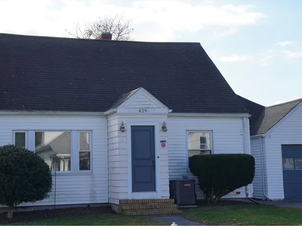 429 Buffinton St, Somerset, MA 02726