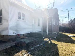 1760 Friedensville Rd, Bethlehem, PA 18015