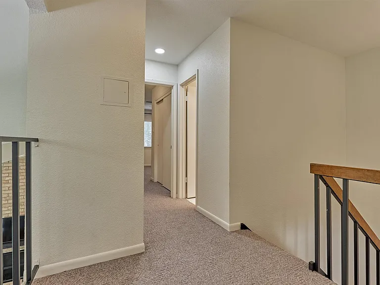 2351 W Settlers Way — Photo 31