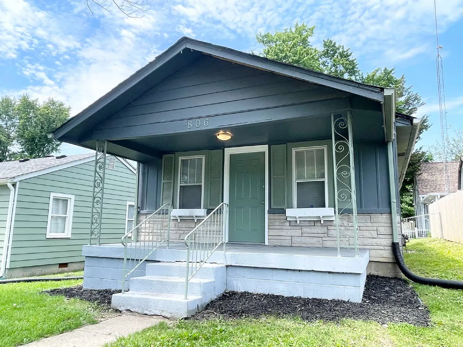 2 bed, $1,120 — Photo 1