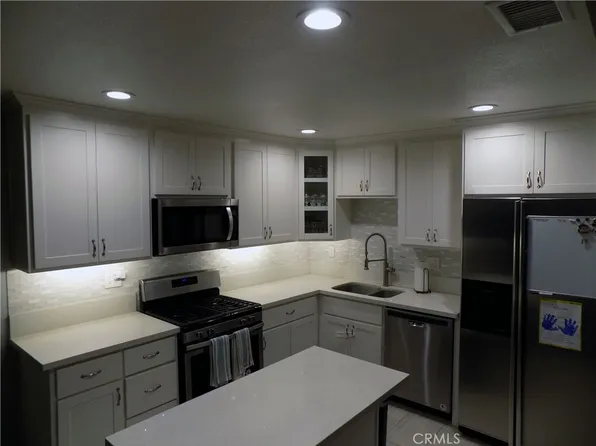 145 E Taft Ave, Orange, CA 92865
