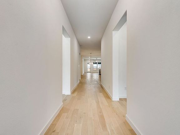 2nd image of 446 Bassett Hall Rd